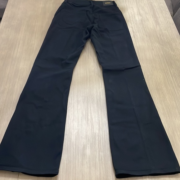 Express Curvy Mid Rise Black Bootcut Jeans Size 2 - Picture 8 of 9